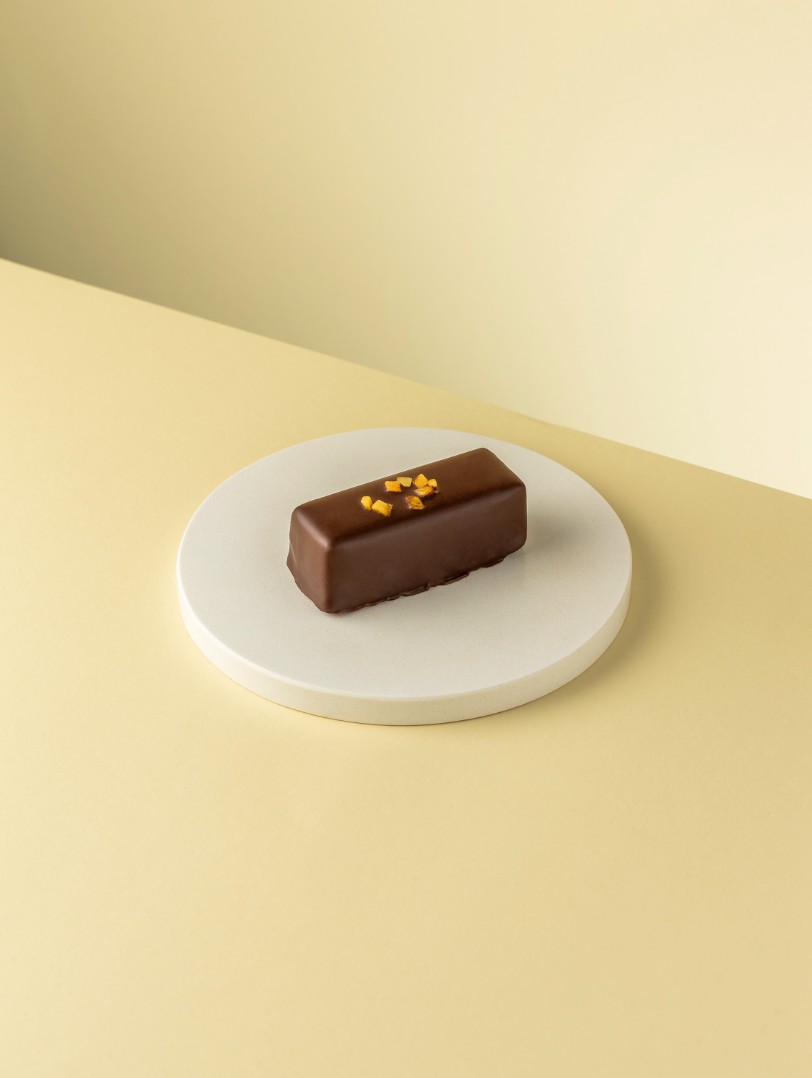 Product image Glazed bar with mango-passion fruit filling, vendor code: 4019