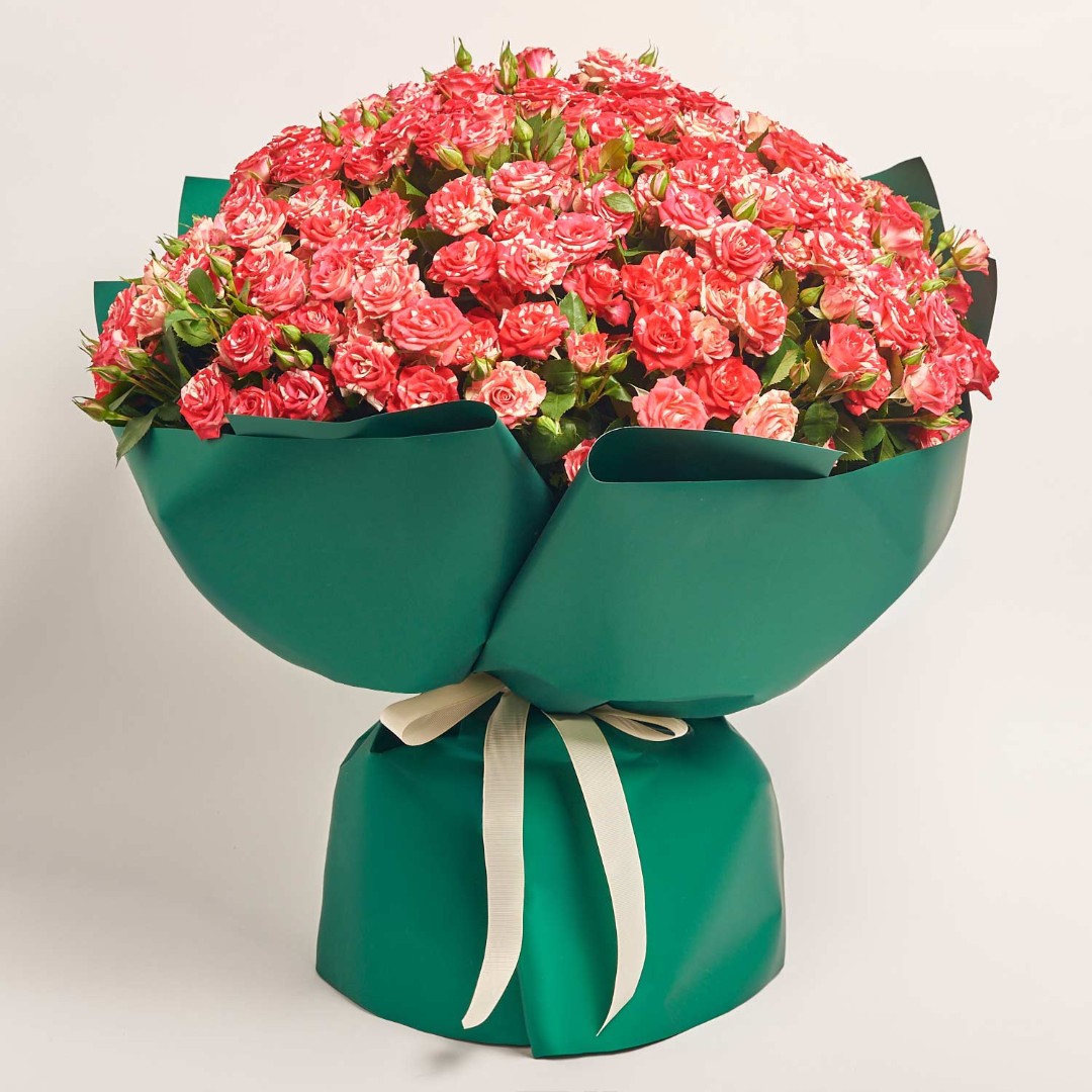 Product image Bouquet of 51 Spray roses Fireworks, vendor code: 4056
