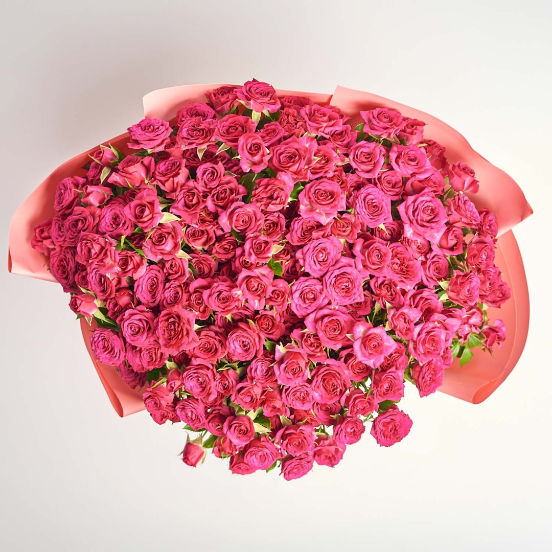 Product image Bouquet of 25 Cheyenne Spray Roses, vendor code: 4084