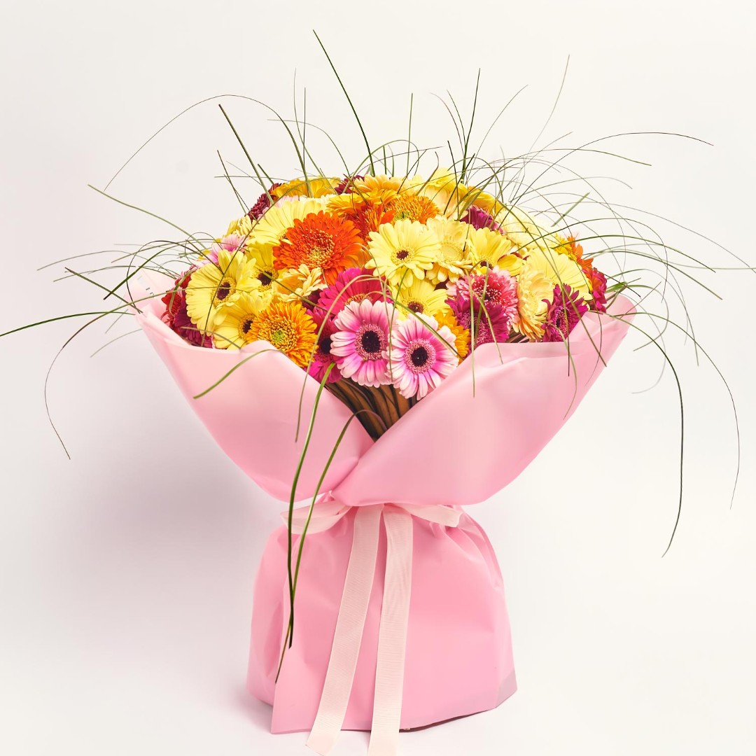 Product image Bouquet of 101 Gerberas Mini Mix, vendor code: 4086